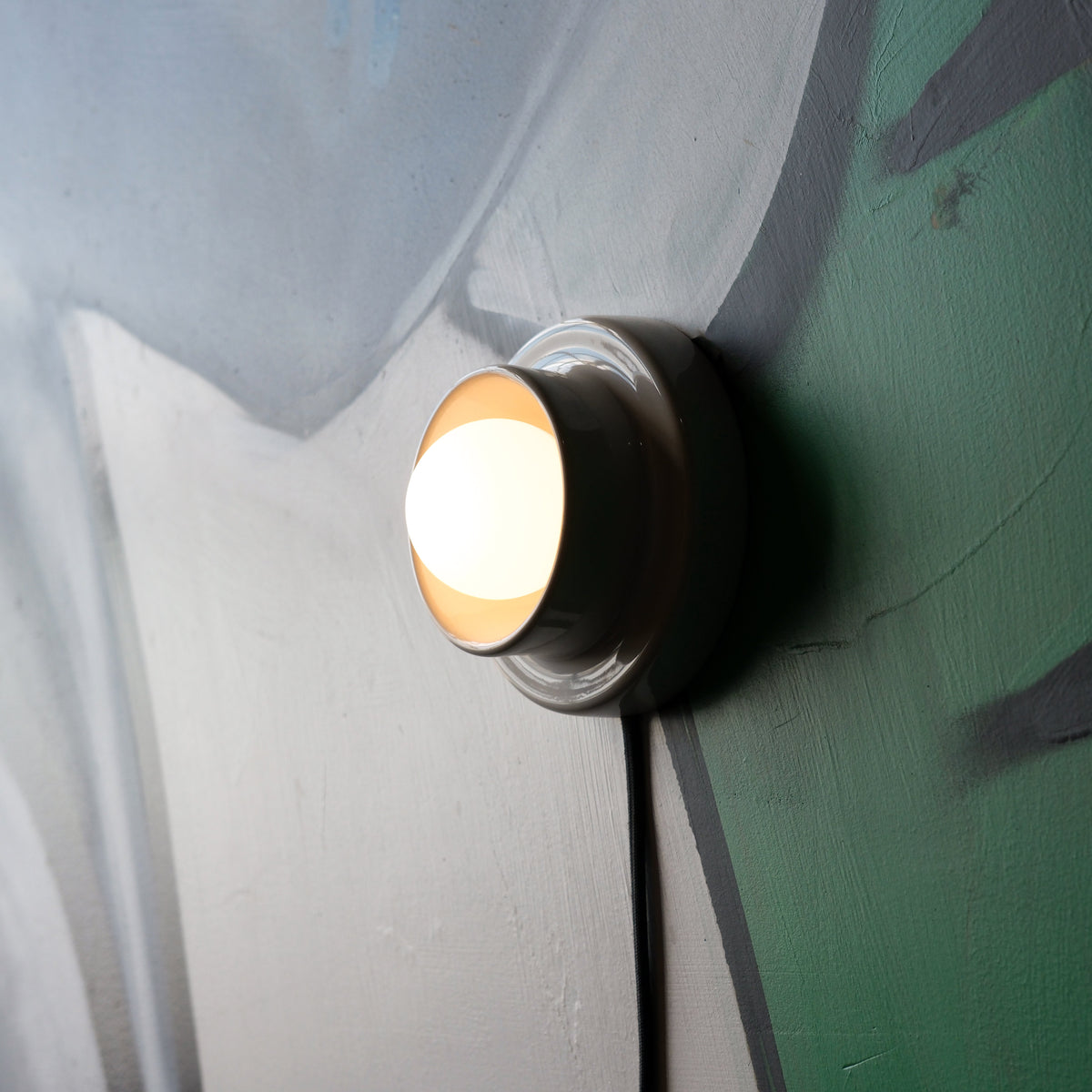 Q Sconce
