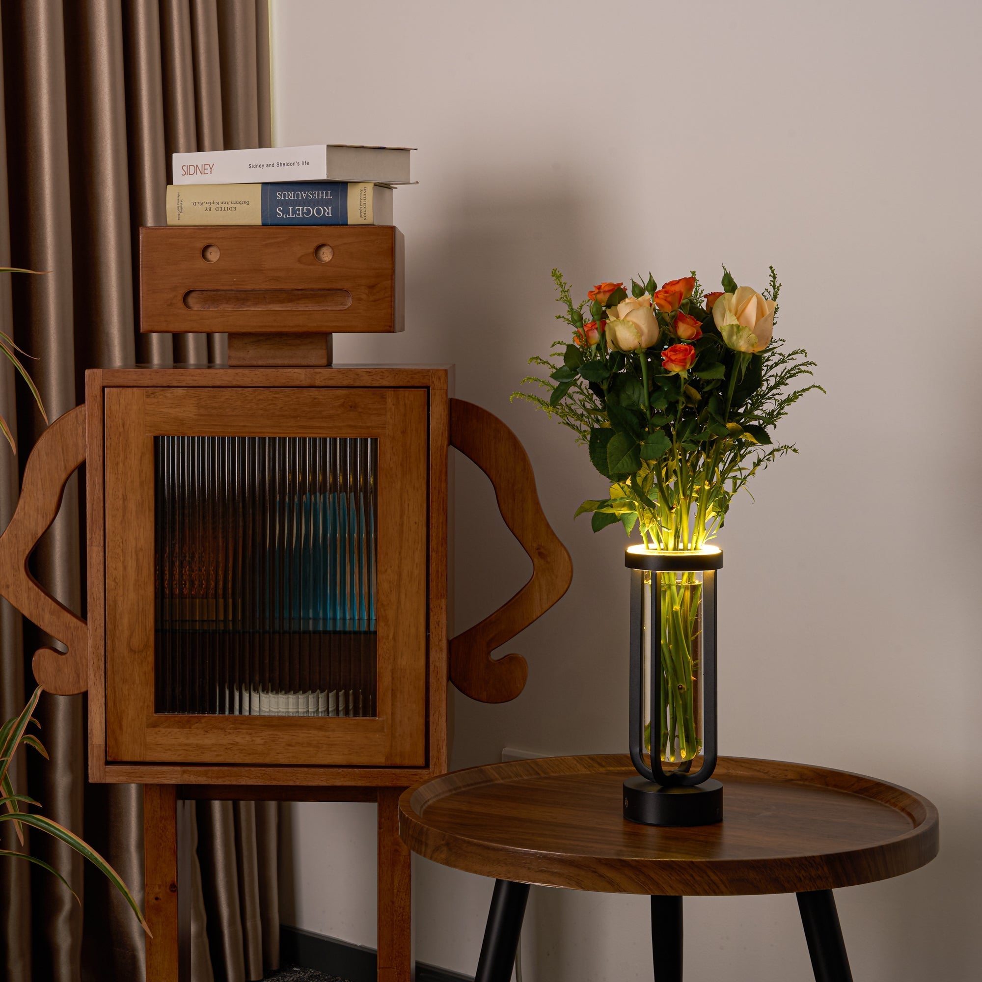 LED Vase Lamp - XENTAR