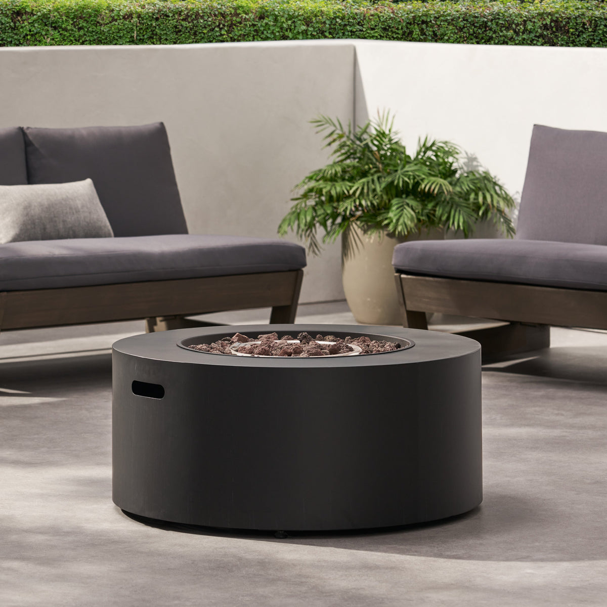 Round Iron Fire Pit