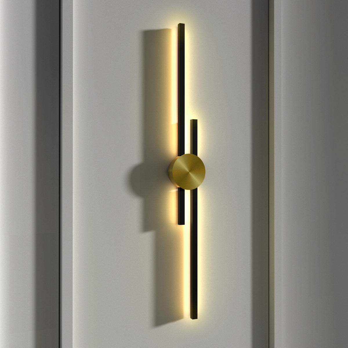 Elles Minimalist Sconce