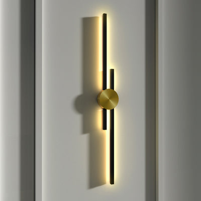 Elles Minimalist Sconce