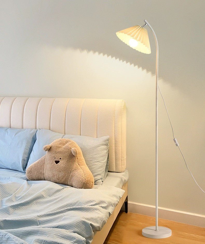 Minimalist Floor Lamp with Pleated Lampshade - XENTAR