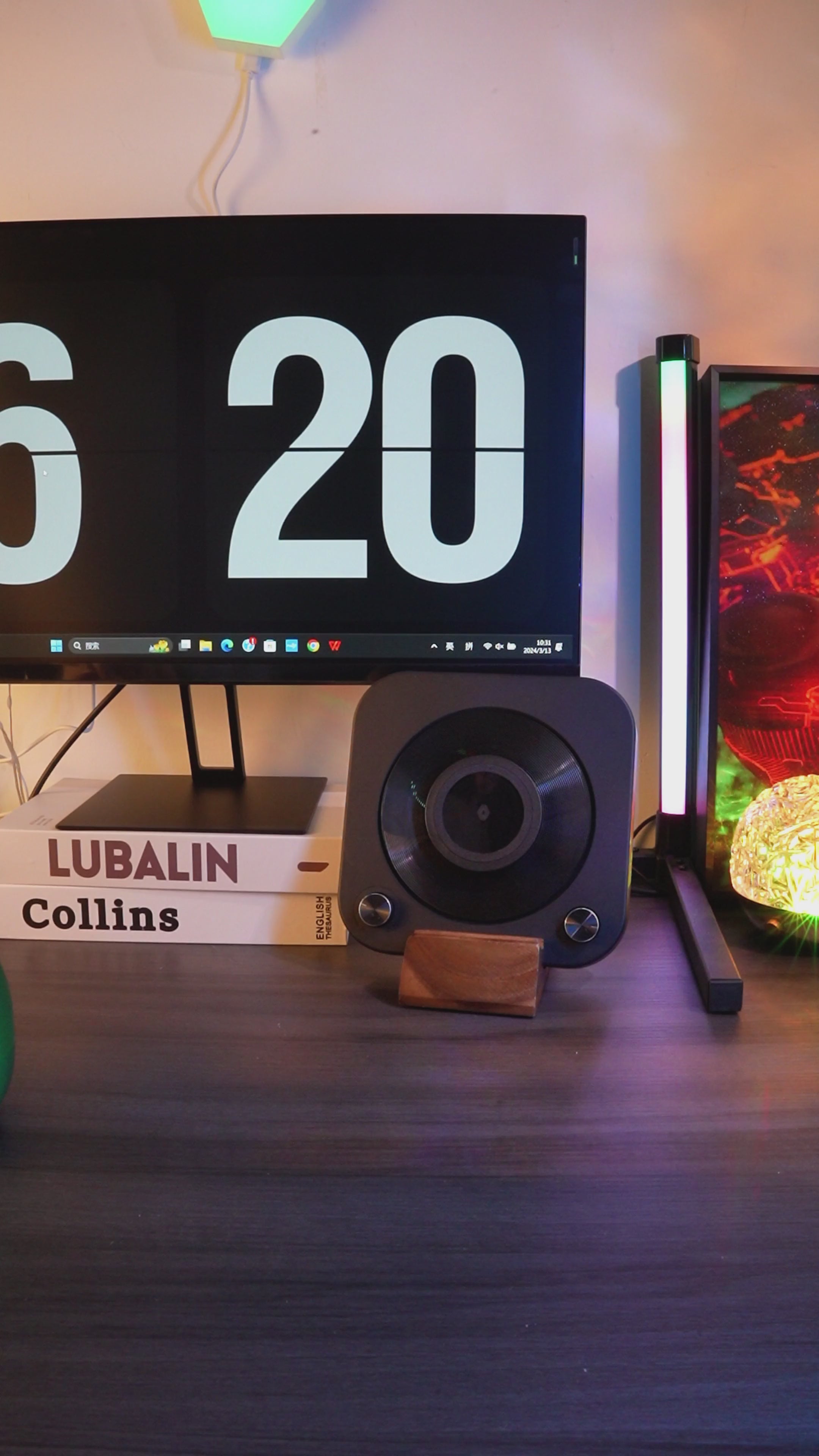Load video: 3D-printed dragon egg opening to reveal a fully articulated dragon toy, ideal for fantasy fans and collectible decor
